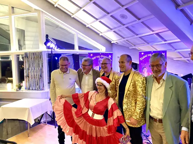 Sussi & Drengene live — Julestemning 2025